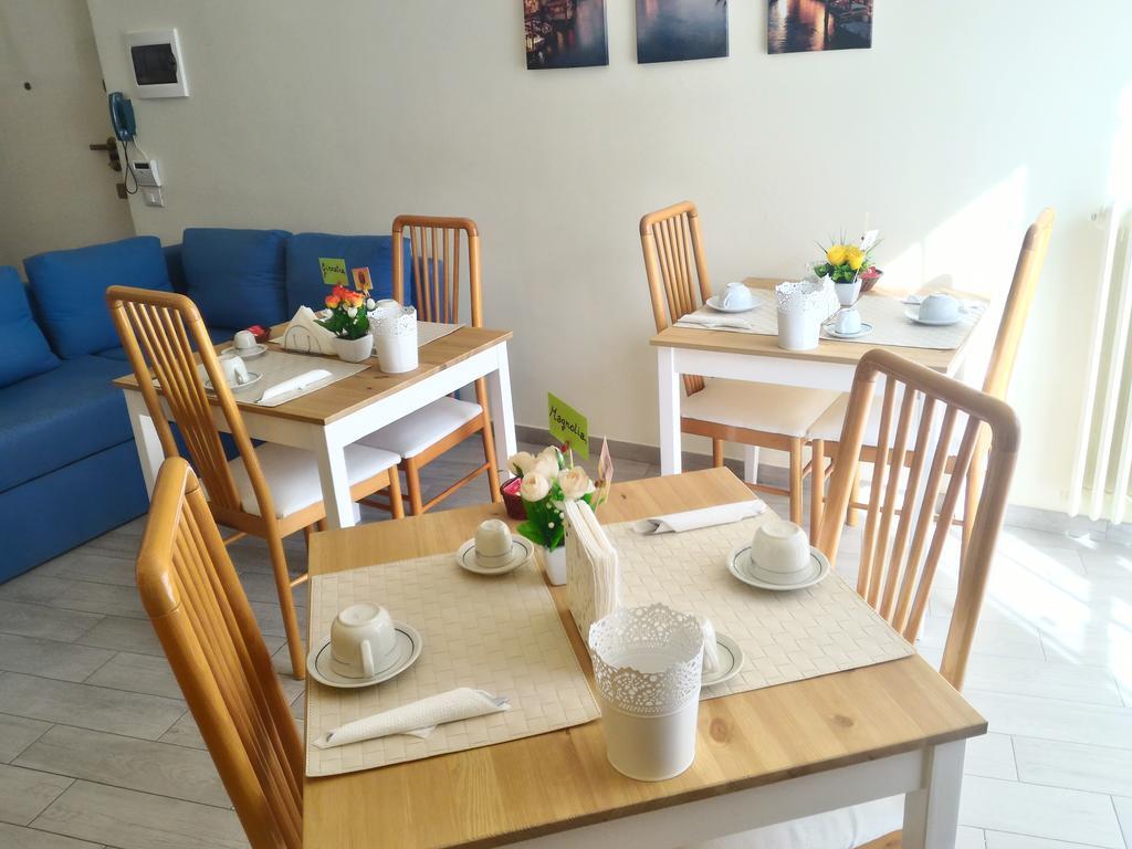 B&B Il Giardino In Città - Parcheggio Privato Gratuito Foggia Extérieur photo