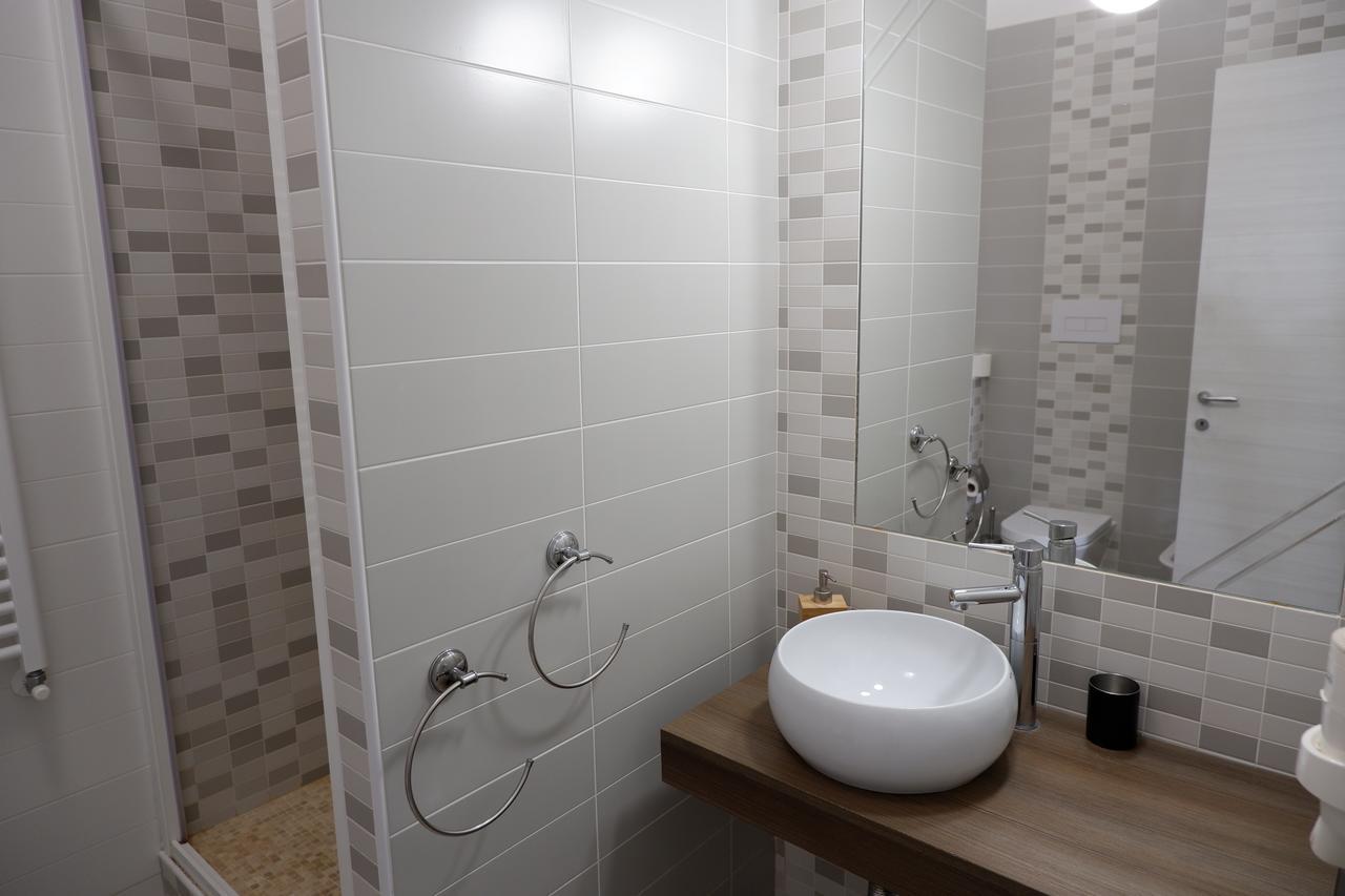 B&B Il Giardino In Città - Parcheggio Privato Gratuito Foggia Extérieur photo