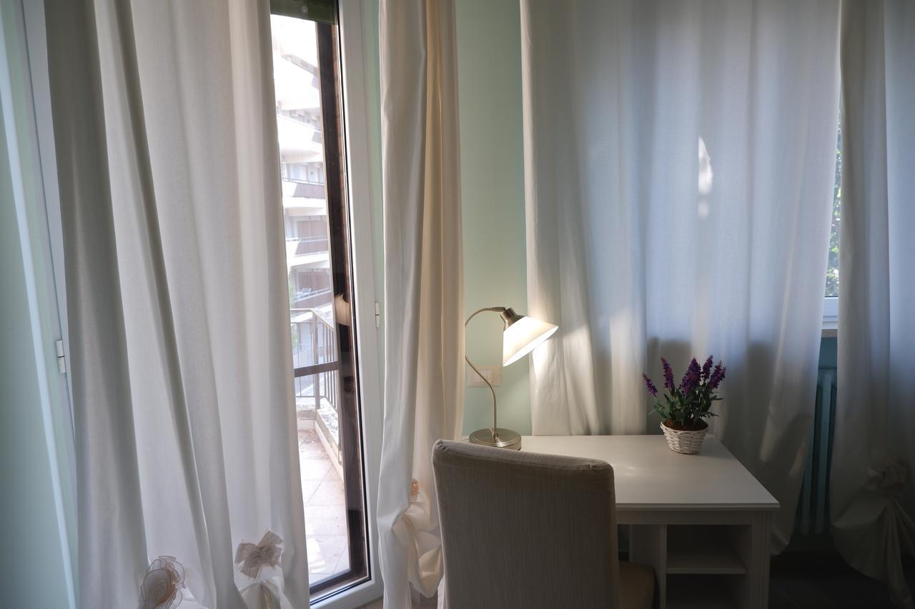 B&B Il Giardino In Città - Parcheggio Privato Gratuito Foggia Extérieur photo